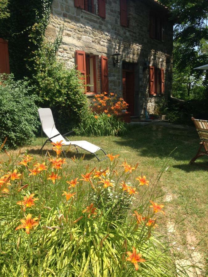 Villa La Brocca Di Valdichiascio à Gubbio Extérieur photo